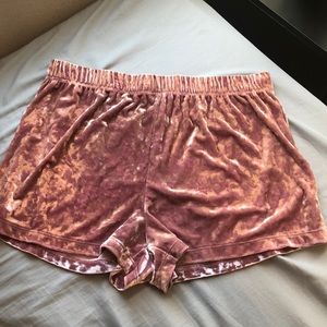Velvet shorts